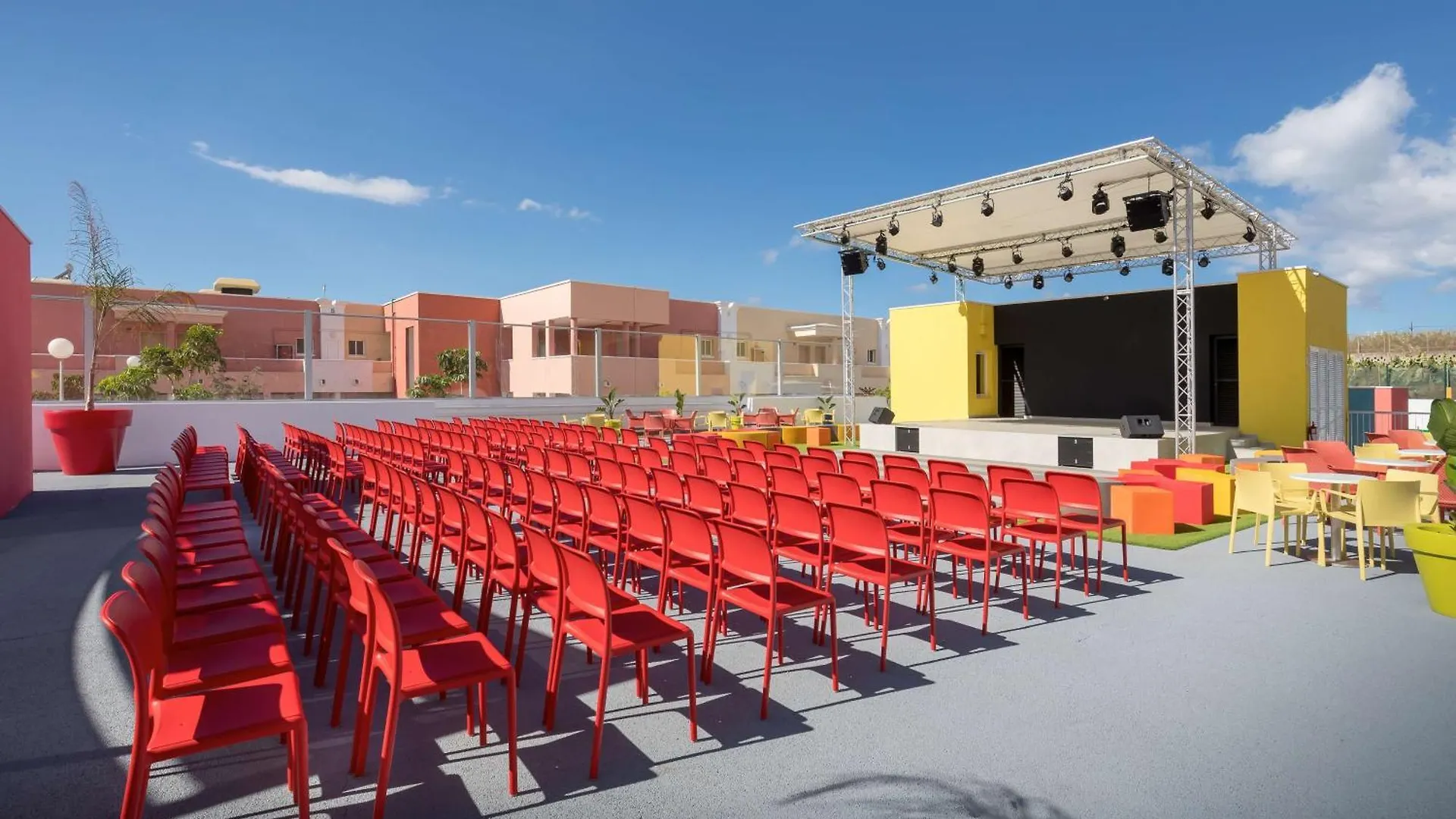 فندق أليجرو إيزورا Playa De La Arena