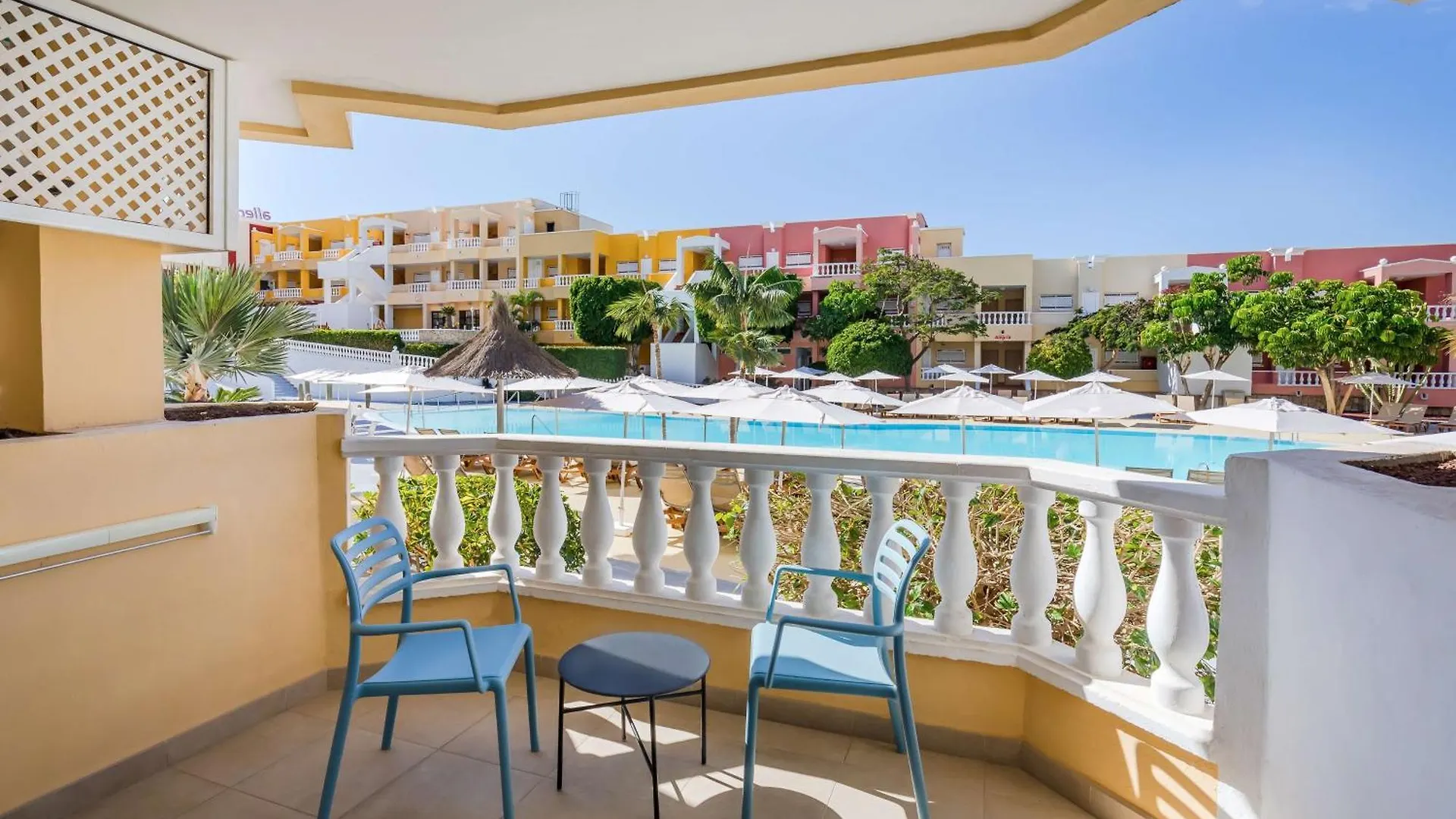 فندق أليجرو إيزورا Playa De La Arena 4*,  إسبانيا